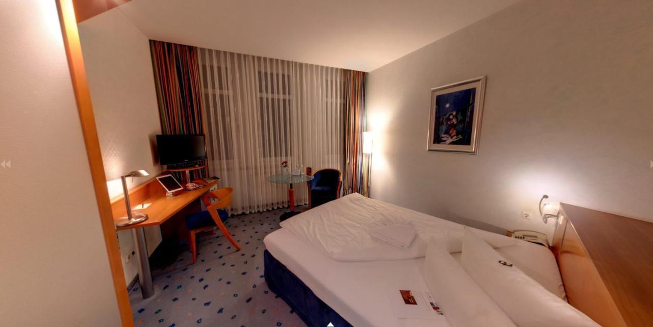 Business-Hotel Artes 켐니츠 외부 사진