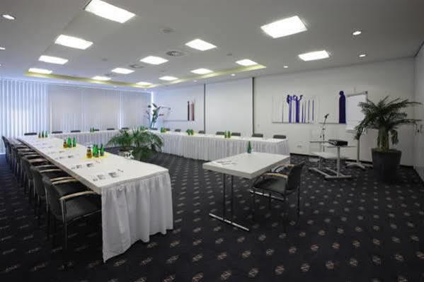 Business-Hotel Artes 켐니츠 외부 사진